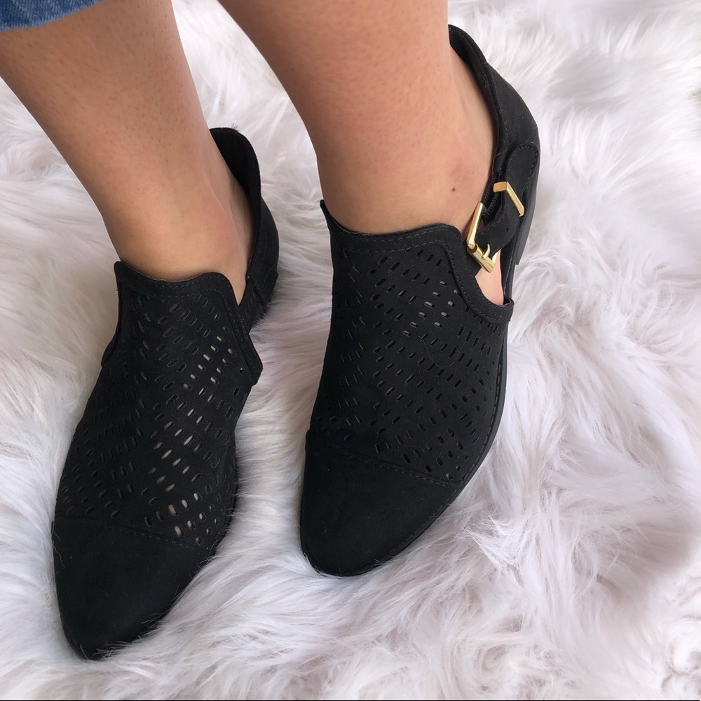 QUPID Sochi Black Suede Transition Ankle Bootie - Picture 2 of 7